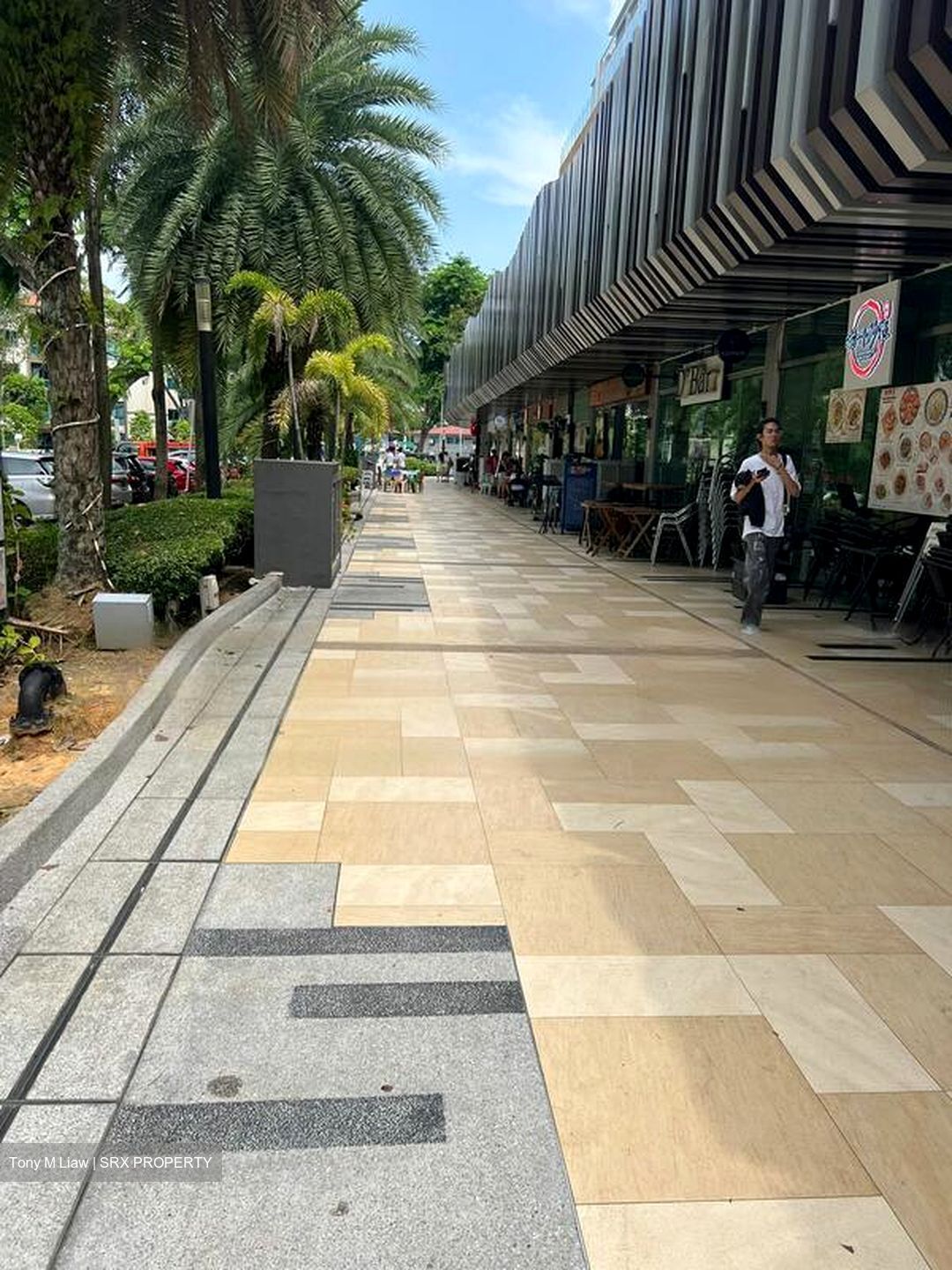 East Village (D16), Retail #456159641